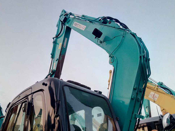 कोबेलको SK200 इस्तेमाल किया क्रॉलर खुदाई मशीन अच्छी स्थिति में Kobelco70 उचित मूल्य बिक्री के लिए/दूसरा हाथ जापानी इंजन SK70 Kobelco 70