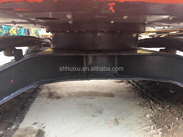 हिताची गर्म बिक्री दूसरा हाथ क्रॉलर खुदाई HITACHI 135 अच्छी हालत इस्तेमाल किया खुदाई मशीन जापानी बिक्री के लिए