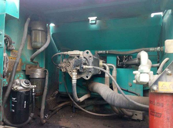 प्रयुक्त हाइड्रोलिक क्रॉलर खुदाई Kobelco260 / प्रयुक्त जापान मूल सेकंड हैंड खुदाई Kobelco260 मूल जापान