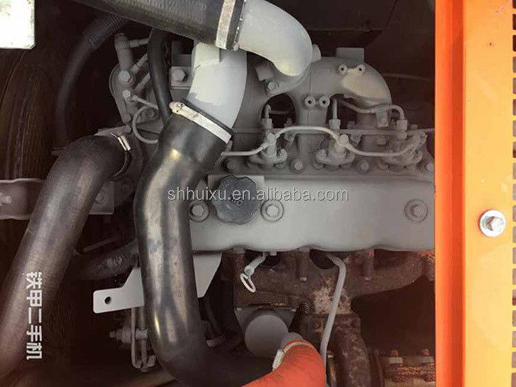 हिताची गर्म बिक्री दूसरा हाथ क्रॉलर खुदाई HITACHI 135 अच्छी हालत इस्तेमाल किया खुदाई मशीन जापानी बिक्री के लिए