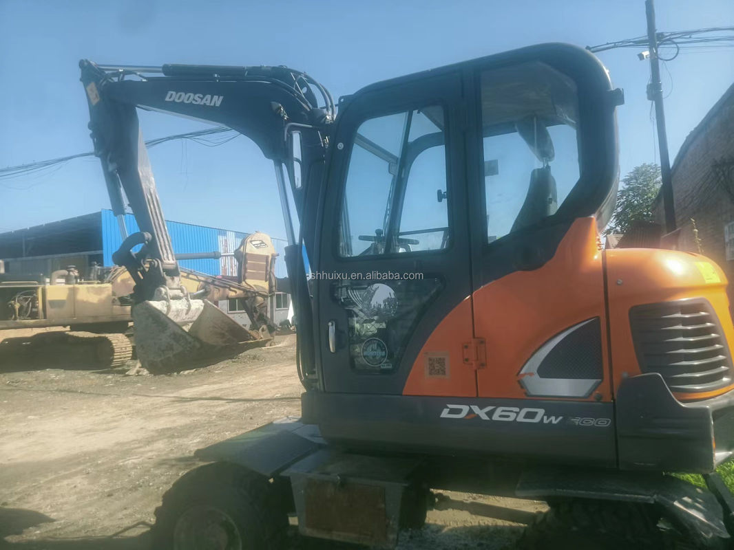 इस्तेमाल किया मूल मिनी खुदाई मिनी खुदाई Doosan DX 60 मिनी इस्तेमाल किया खुदाई