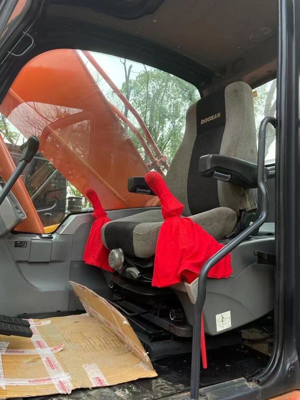 इस्तेमाल किया हुआ Doosan DX300 खुदाई मशीन Doosan second hand DX300LC DX225 DH225 इस्तेमाल किया हुआ खुदाई मशीन अच्छी हालत में कम कीमत के साथ