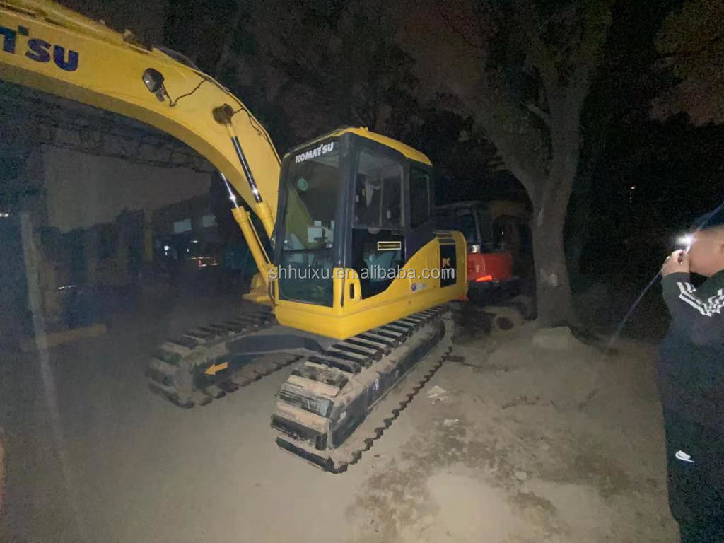 कोमात्सु हाइड्रोलिक क्रॉलर खुदाई मशीन इस्तेमाल किया कोमात्सु PC110 दूसरा हाथ जापानी खुदाई मशीन कोमात्सु खुदाई मशीन