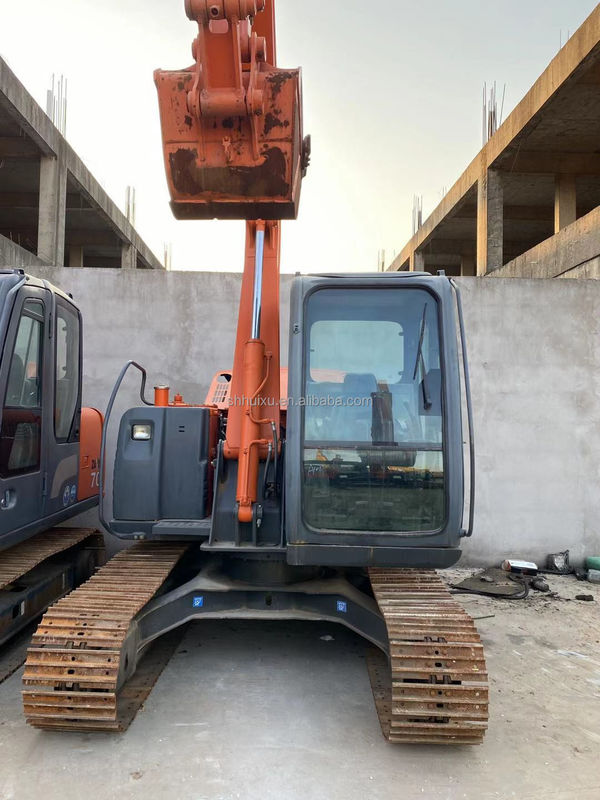 हिताची गर्म बिक्री सर्वश्रेष्ठ बिक्री प्रयुक्त मिनी खुदाई HITACHI ZX70 जापान मूल दूसरे हाथ हाइड्रोलिक क्रॉलर खुदाई अच्छी स्थिति में