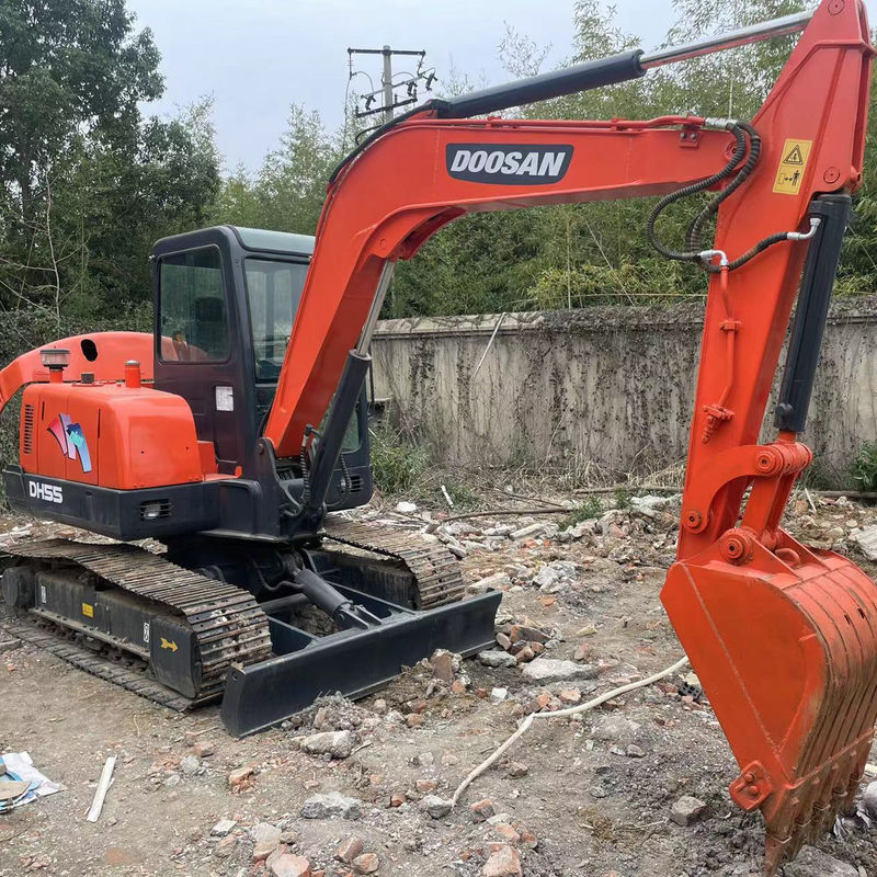 मिनी क्रॉलर हाइड्रोलिक खुदाई मशीन Doosan 55 छोटा खुदाई मशीन प्रयुक्त मशीनरी दूसरा हाथ कॉम्पैक्ट खुदाई मशीन मिनी खुदाई कीमत