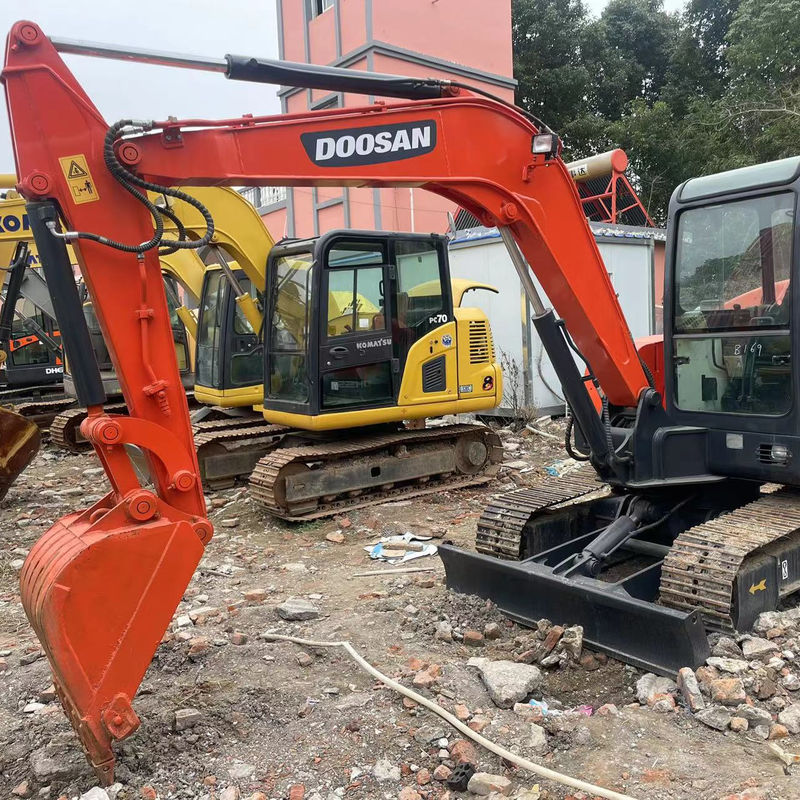 प्रयुक्त इंजीनियरिंग और निर्माण मशीन Doosan 55 प्रयुक्त खुदाई मशीन बिक्री के लिए excav प्रयुक्त बिक्री