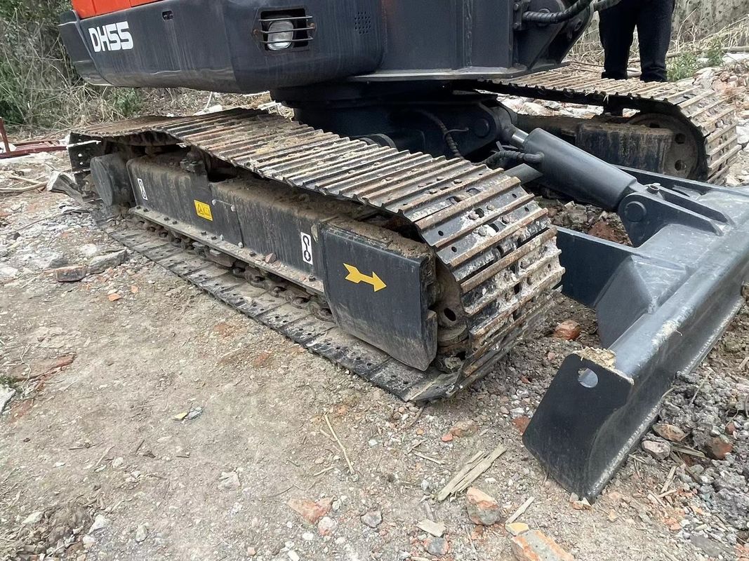 प्रयुक्त इंजीनियरिंग और निर्माण मशीन Doosan 55 प्रयुक्त खुदाई मशीन बिक्री के लिए excav प्रयुक्त बिक्री