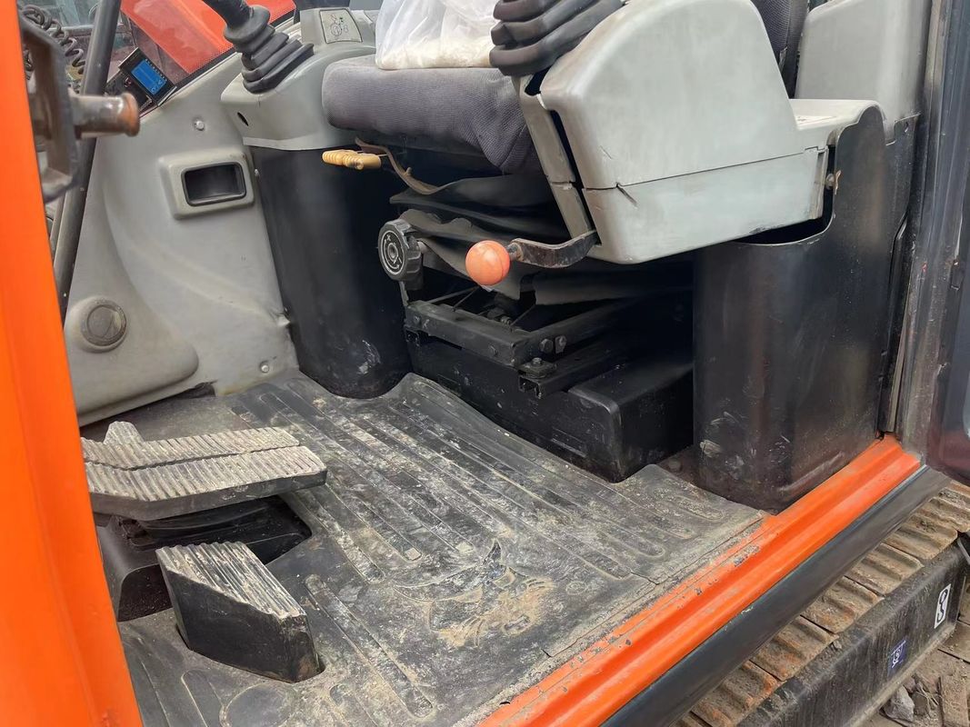 इस्तेमाल किया गया मिनी खुदाई मशीन Doosan DX75 छोटा खुदाई मशीन इस्तेमाल किया 6 टन हाथ पृथ्वी खुदाई छोटे खुदाई मशीन