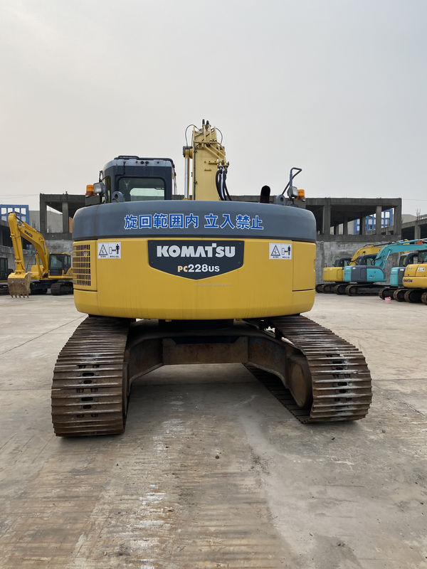 कोमात्सु प्रयुक्त खुदाई मशीन KOMATSU PC228US जापान मूल/दूसरा हाथ हाइड्रोलिक क्रॉलर खुदाई अच्छी गुणवत्ता कोमात्सु खुदाई