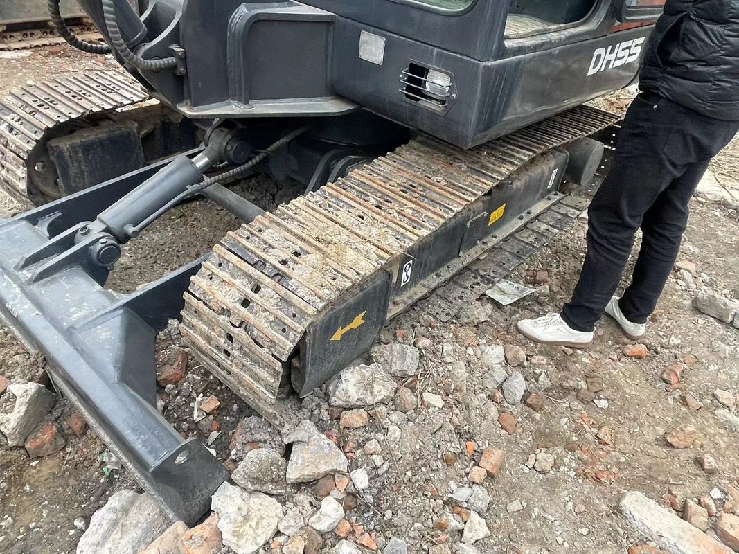 sed घरेलू MINI खुदाई मशीन DOOSAN DH55 DX60/ कोरियाई ब्रांड इस्तेमाल किया मिनी ईंधन कुशल खुदाई मशीनें मरम्मत और खुदाई के लिए सस्ते हैं