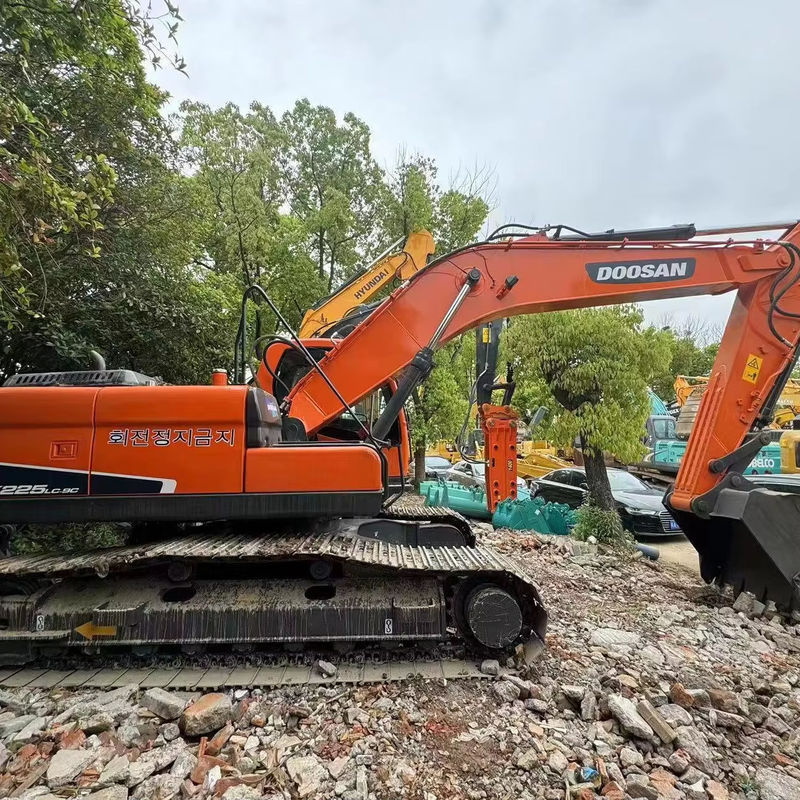चीन शंघाई में बिक्री पर इस्तेमाल किया खुदाई मशीन doosan dh225 /कम काम के घंटे इस्तेमाल किया doosan dh225