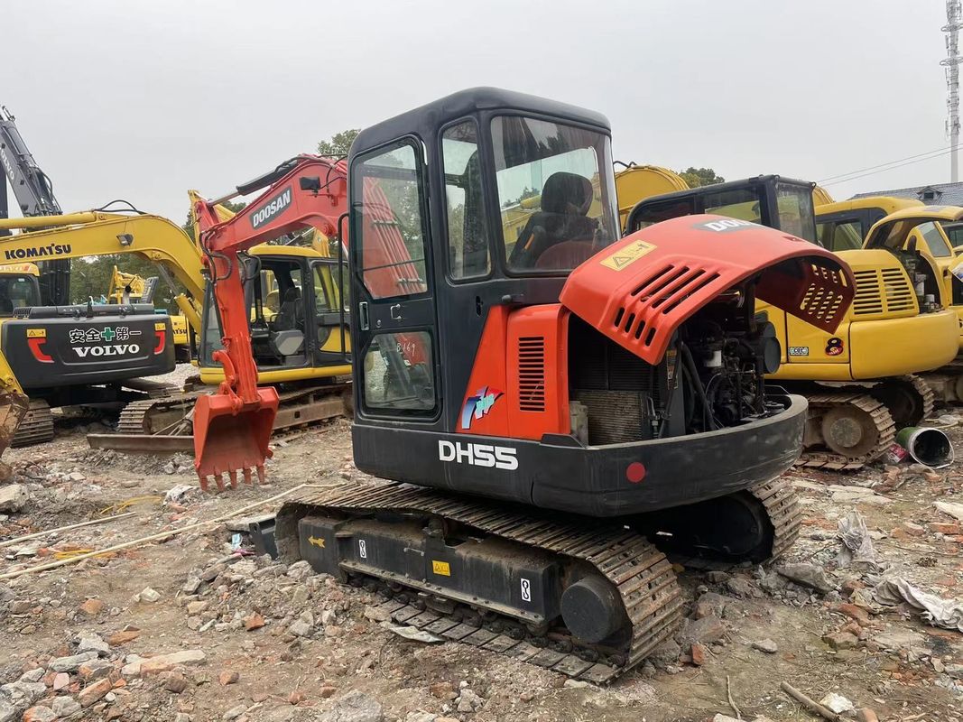 अच्छी काम करने की स्थिति MINI DOOSAN DH55/SECONDN हाथ DOOSAN खुदाई DOOSAN DH55 इस्तेमाल किया