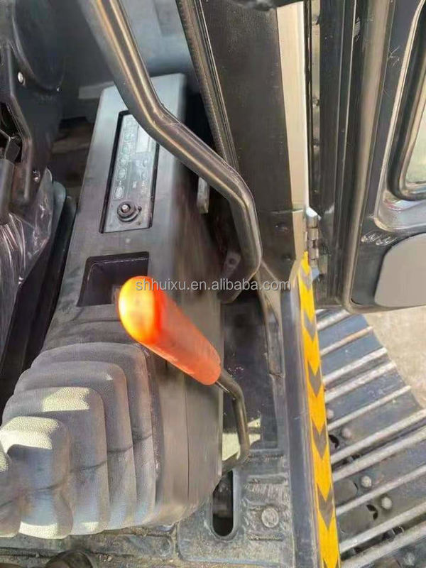 हिताची स्टॉक में अच्छी स्थिति में हिताची ZX200-5 सेकंड हैंड हाइड्रोलिक क्रॉलर खुदाई/उपयोगी खुदाई मशीन हिताची ZX200-5 सस्ती कीमत