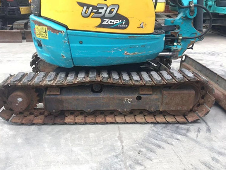 सेकंड हैंड हाइड्रोलिक क्रॉलर Excavator Kubota30 उच्च गुणवत्ता/उपयोगी मिनी खुदाई Kubota30 जापान मूल सस्ती कीमत