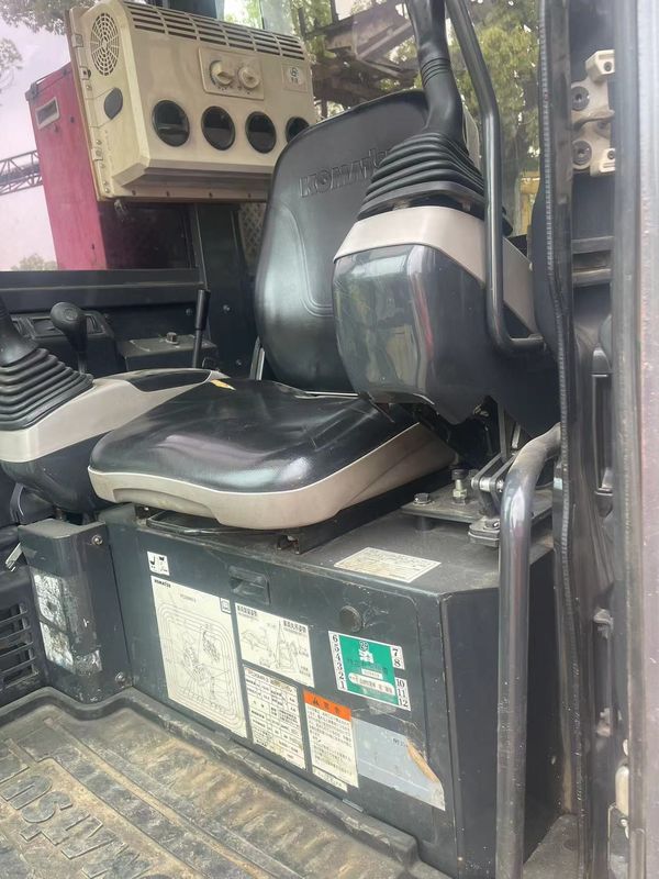 चीन उद्यान उत्खनन Komatsu PC20 केबिन के साथ कृषि मशीनरी उपकरण के लिए मिनी उत्खनन