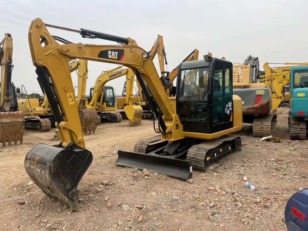 अच्छी गुणवत्ता का 5.5 टन इस्तेमाल किया CAT 305.5 क्रॉलर खुदाई मिनी कैटरपिलर बिक्री के लिए CAT 303 कैटरपिलर स्टॉक में CAT 306 खुदाई