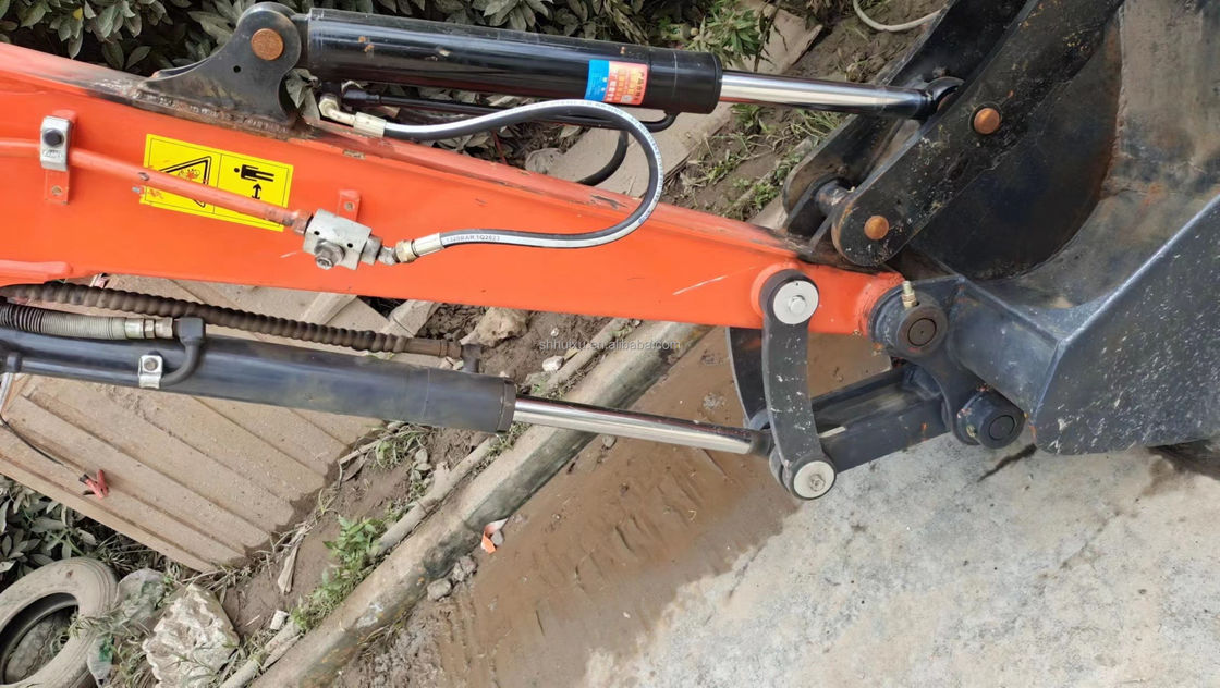 प्रयुक्त मिनी खुदाई कुबोटा Kx135-5 खुदाई करनेवाला प्रयुक्त छोटी मशीनरी खुदाई करनेवाला प्रयुक्त सेकंड हैंड खुदाई करनेवाला बिक्री के लिए