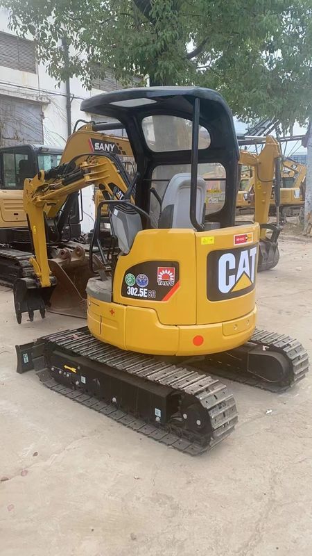 बिना ड्राइविंग कैब के CAT302.5 प्रयुक्त पैदल उत्खनन मशीन सेकंड हैंड डिगर मिनी उत्खनन मशीनें बिक्री के लिए प्रयुक्त मिनी उत्खनन मशीनें बिक्री