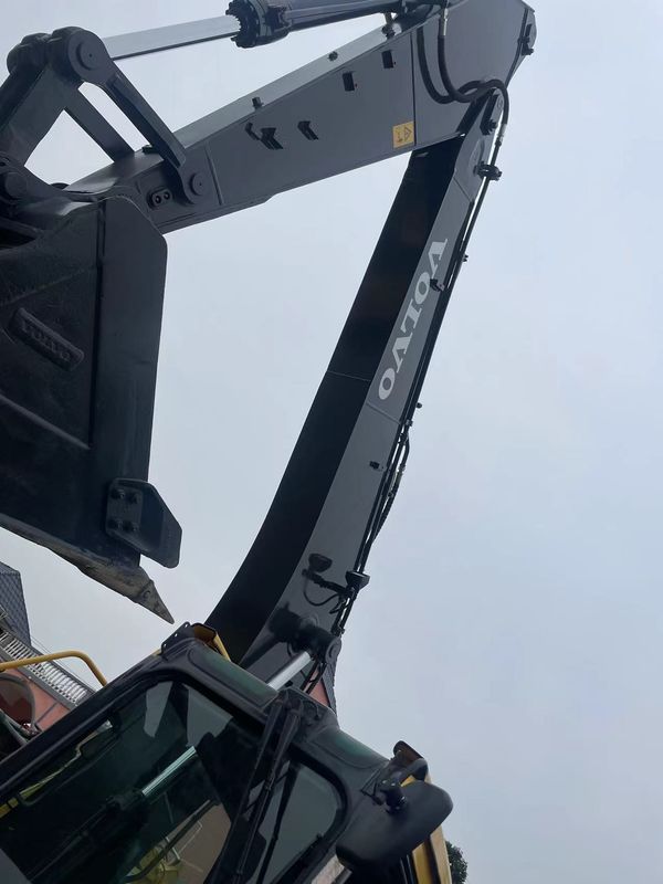 बिक्री के लिए सेकंड हैंड अच्छी गुणवत्ता वाली क्रॉलर खुदाई VOLVO140 380 480 /उपयोगी मिनी खुदाई खुदाई मशीन स्विट्जरलैंड में निर्मित