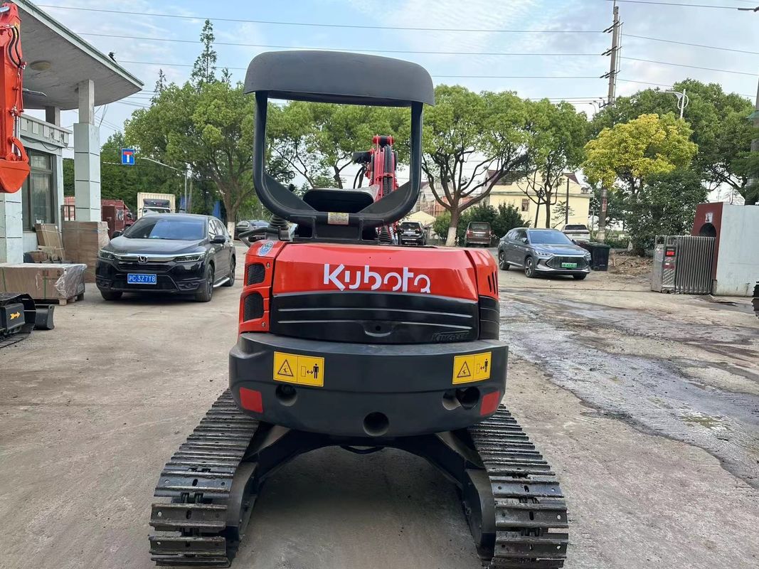 प्रयुक्त उत्खनन उपकरण KOBOTA U35 प्रयुक्त मिनी उत्खनन उपकरण KUBOTA 35 U बिक्री पर