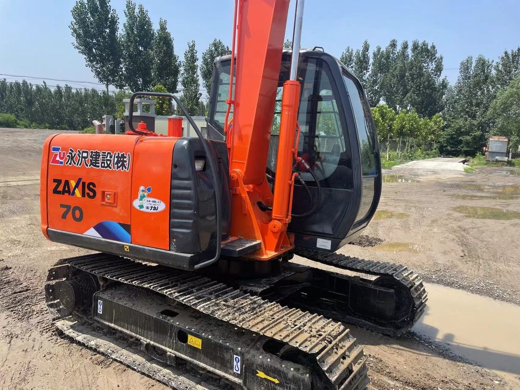 हिताची Zx70 प्रयुक्त हिताची खुदाई 7 टन प्रयुक्त क्रॉलर खुदाई 0.33m3