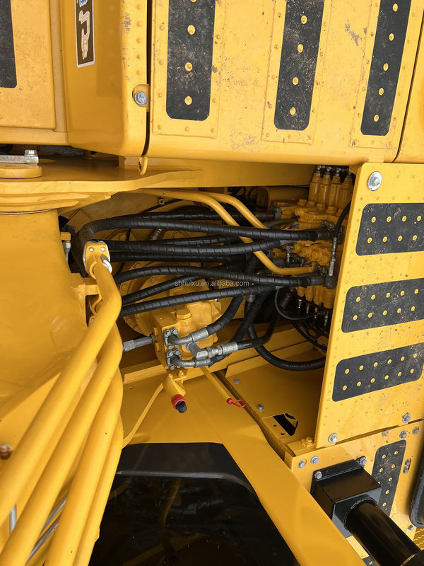KOMATSU 240-8LC सेकंड हैंड खुदाई मशीन उच्च स्थिति 24000KG निर्माण सामग्री की दुकानें