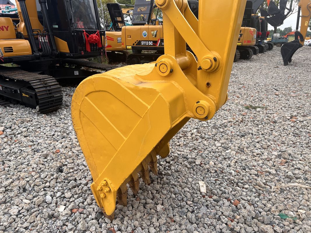 प्रयुक्त हाइड्रोलिक क्रॉलर खुदाई Komatsu pc130 अन्य निर्माण मशीनें प्रयुक्त खुदाई Komatsu pc130 सस्ती कीमत
