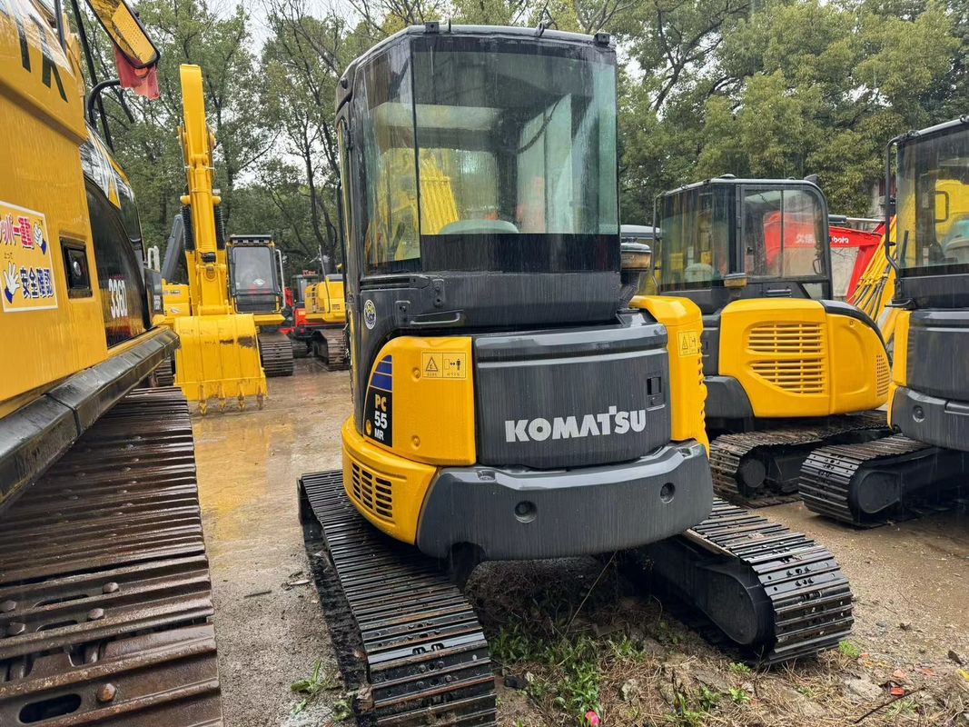प्रयोग में लाई गई छोटी खुदाई करने वाली Komatsu PC55MR उपयोग में लाई गई मिनी खुदाई करने वाली Komatsu 5T मशीनरी घरेलू मशीनें सफाई की मशीनें