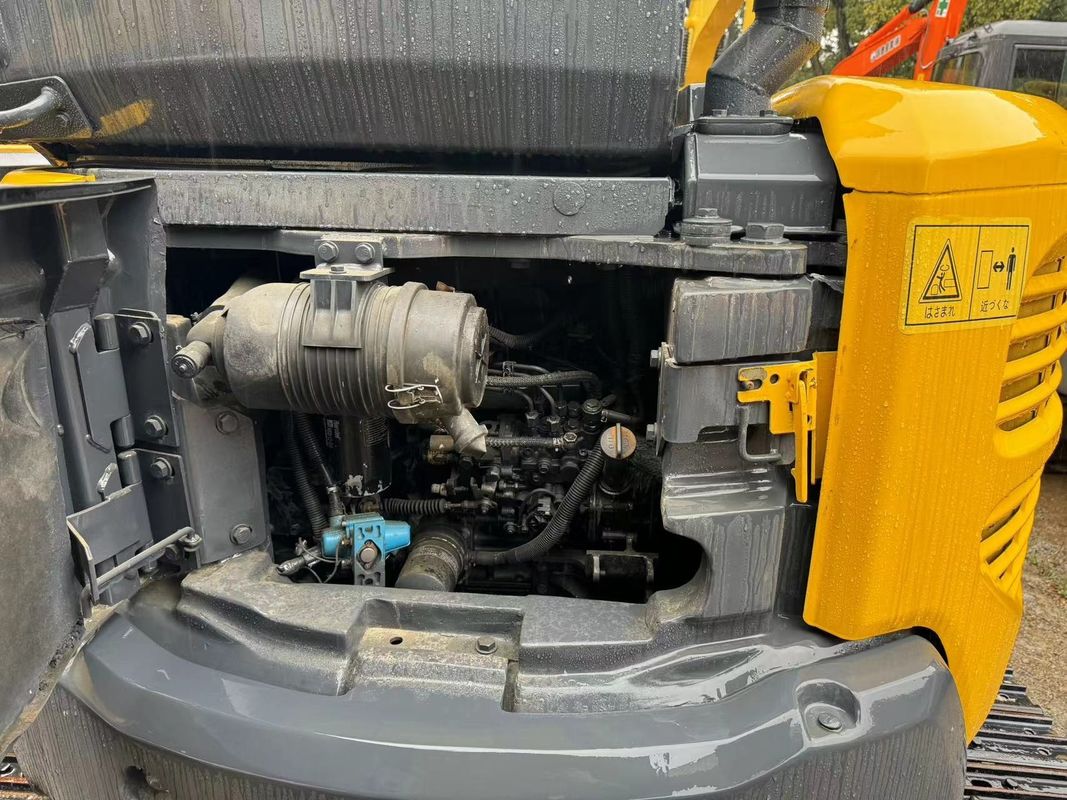 प्रयोग में लाई गई छोटी खुदाई करने वाली Komatsu PC55MR उपयोग में लाई गई मिनी खुदाई करने वाली Komatsu 5T मशीनरी घरेलू मशीनें सफाई की मशीनें