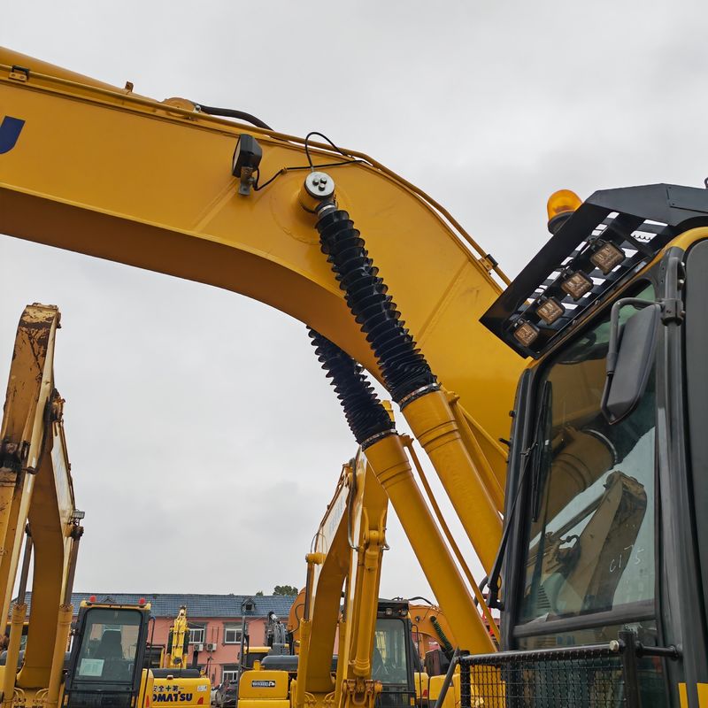 सेकंड हैंड KOMATSU240-8LC खुदाई मशीन उच्च गुणवत्ता वाले CAVATOR KOMATSU PC240-8 कम कीमत पर बिक्री पर