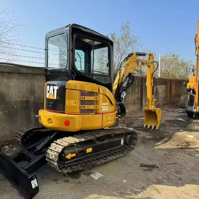 विश्वसनीय गुणवत्ता कारखाने की कीमत ट्रैक्टर मिनी इस्तेमाल किया खुदाई CAT 303 घर के काम के लिए