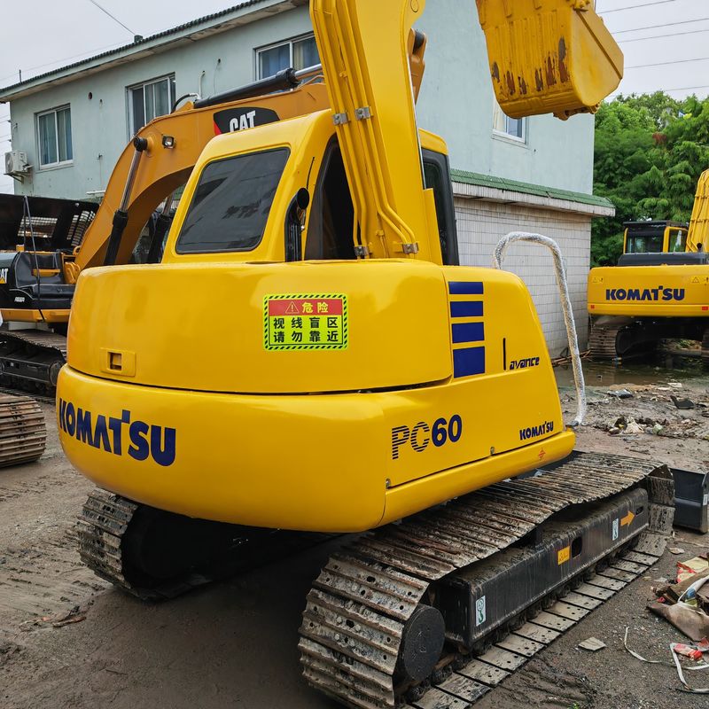 जापानी इंजन के साथ मध्यम खुदाई मशीन इस्तेमाल किया komatsu pc60-7/सेकंड हाथ खुदाई komatsu pc60-7 बिक्री पर
