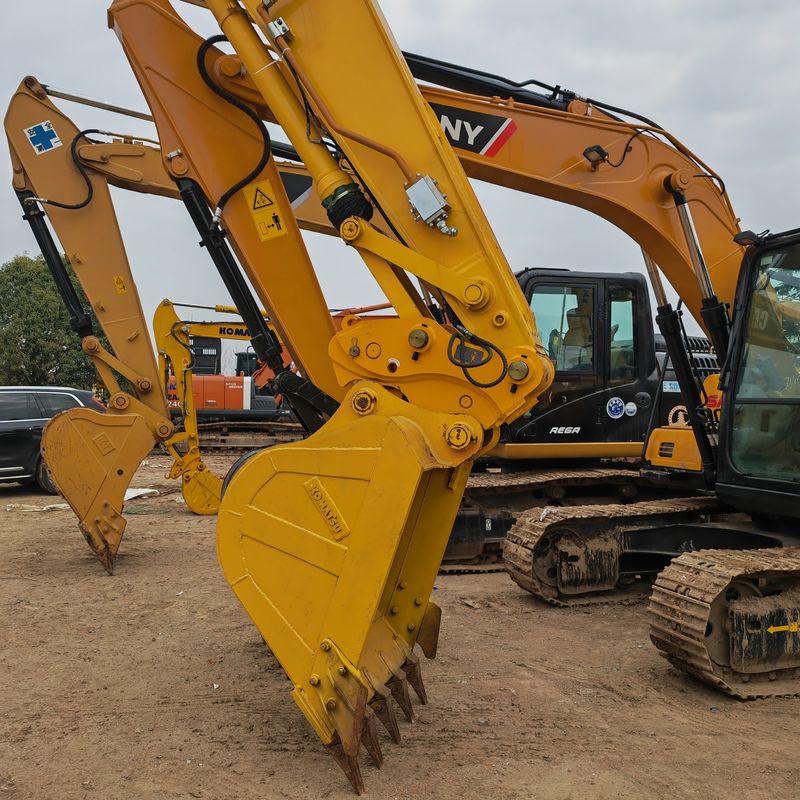 स्टॉक में प्रयुक्त खुदाई मशीन KOMATSU PC200-8/ORIGINAL PAINT SECOND HAND KOMATSU PC200-8 सस्ती कीमत के साथ बिक्री पर