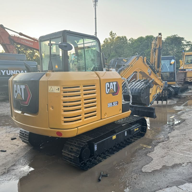 यूरोपीय संघ के उत्सर्जन मानकों के अनुरूप इस्तेमाल खुदाई मशीनों खुदाई CAT 305.5E2 EPA और सीई प्रमाण पत्र है सबसे अच्छी गुणवत्ता सबसे अच्छी कीमत