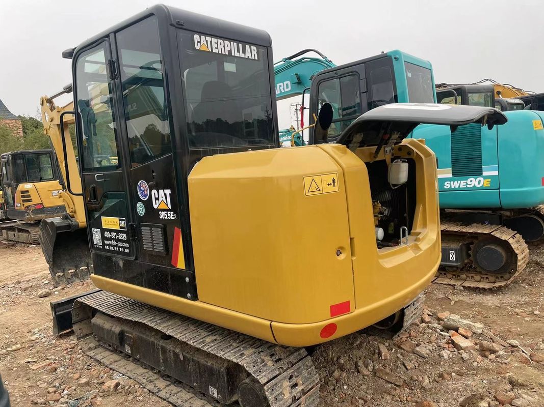 5.5टन प्रयुक्त खुदाई मशीन MINI CARALER CAT305.5E स्टॉक में सेकंड हैंड CAT305.5E बिक्री के लिए