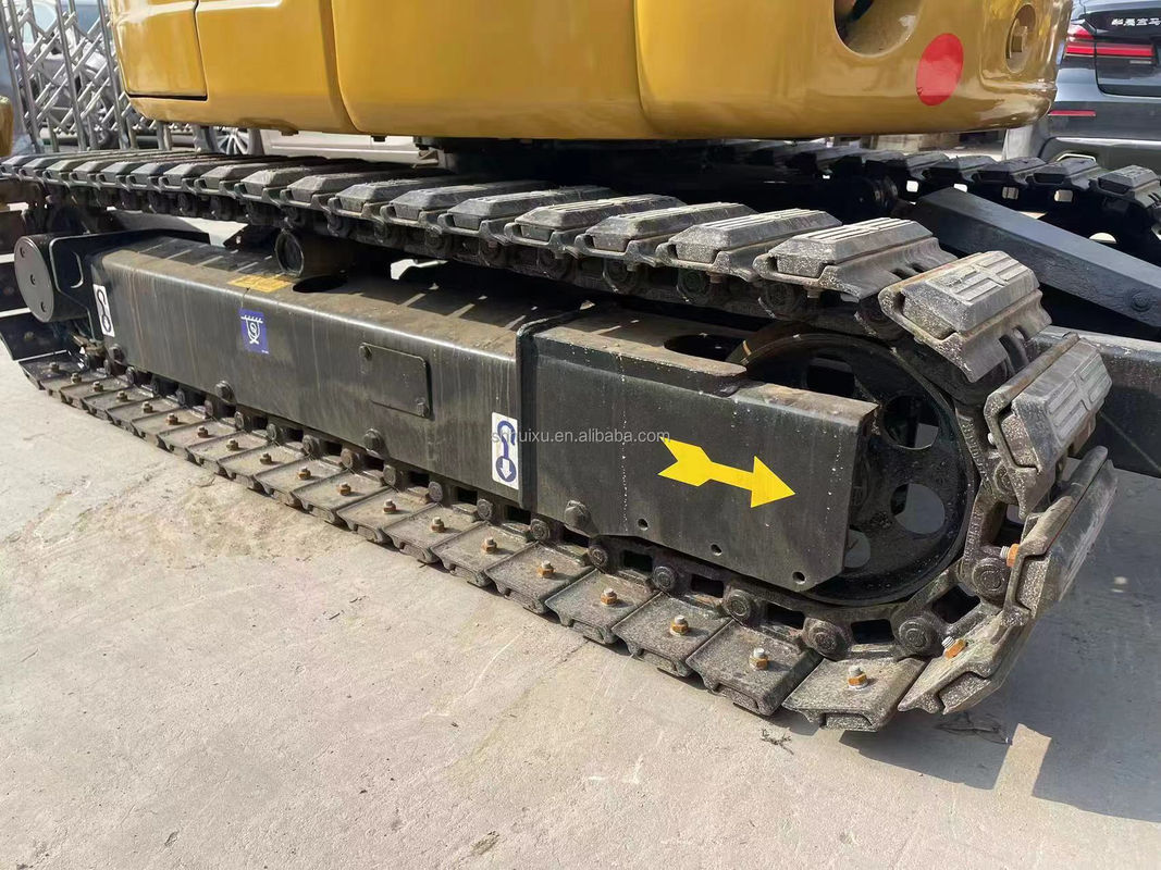 पीले रंग की मिनी प्रयुक्त खुदाई मशीन cat303e बिक्री के लिए