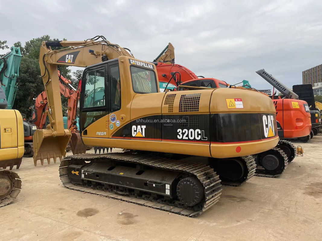 CAT320GC प्रयुक्त बिल्ली उत्खनन मूल अच्छी स्थिति 20.5 टन क्रॉलर चल रहा है